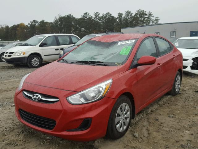 KMHCT4AE7GU103534 - 2016 HYUNDAI ACCENT SE RED photo 2