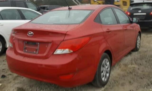 KMHCT4AE7GU103534 - 2016 HYUNDAI ACCENT SE RED photo 4