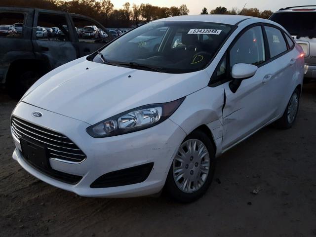 3FADP4AJ3HM152736 - 2017 FORD FIESTA S WHITE photo 2