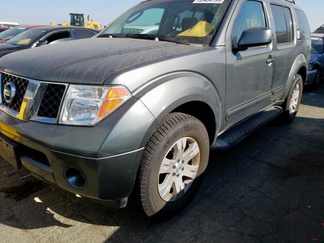 5N1AR18W25C701617 - 2005 NISSAN PATHFINDER GRAY photo 2