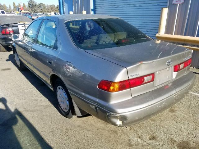 JT2BG28K0W0220083 - 1998 TOYOTA CAMRY LE BROWN photo 3