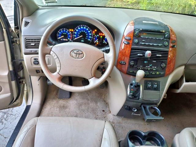 5TDBK22C47S006543 - 2007 TOYOTA SIENNA XLE GRAY photo 9