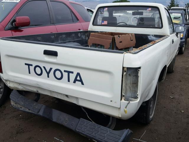 JT4RN81A3N0088189 - 1992 TOYOTA PICKUP 1/2 WHITE photo 4