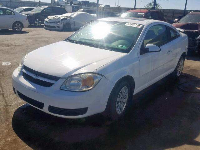 1G1AL12F357661516 - 2005 CHEVROLET COBALT LS WHITE photo 2