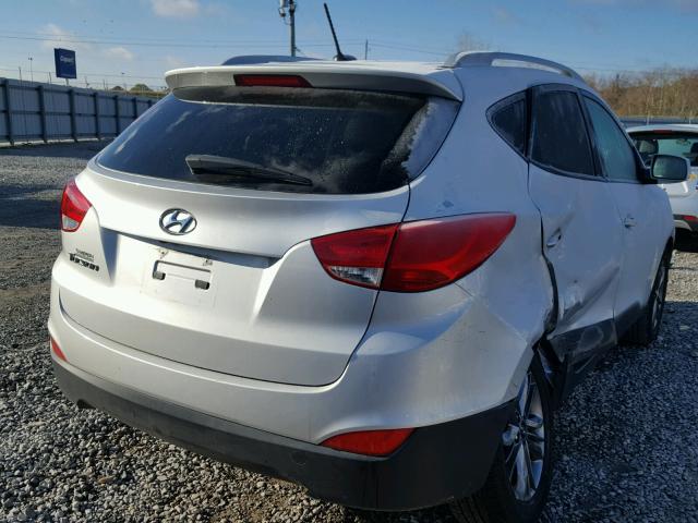 KM8JU3AG3FU054279 - 2015 HYUNDAI TUCSON LIM SILVER photo 4