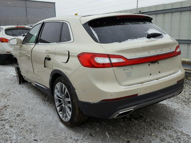 2LMTJ6LRXGBL58027 - 2016 LINCOLN MKX RESERV BEIGE photo 3