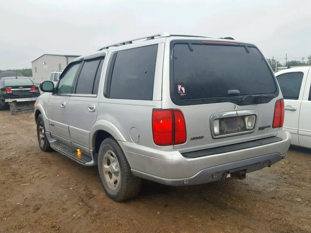 5LMEU27A4YLJ17460 - 2000 LINCOLN NAVIGATOR 银色 照片 3
