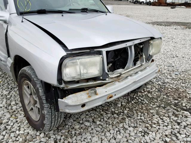 2CNBJ634346906613 - 2004 CHEVROLET TRACKER LT SILVER photo 9