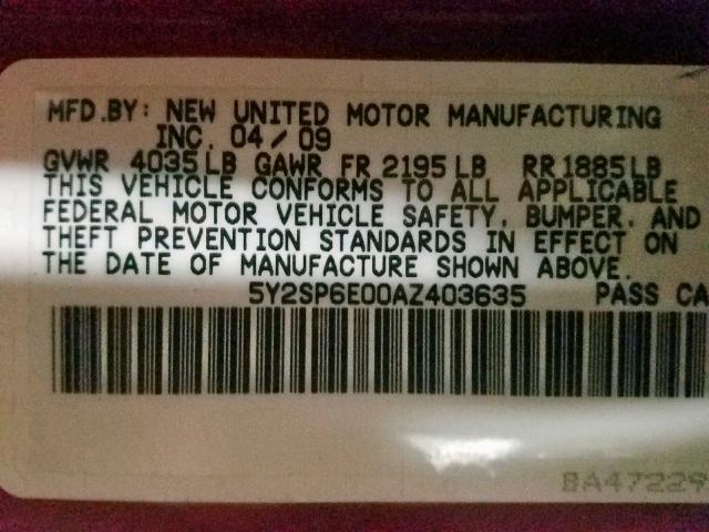 5Y2SP6E00AZ403635 - 2010 PONTIAC VIBE RED photo 10