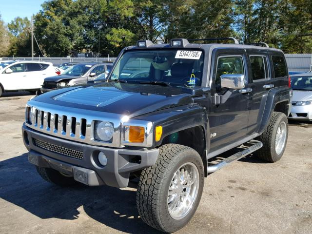 5GTDN136468248148 - 2006 HUMMER H3 BLACK photo 2