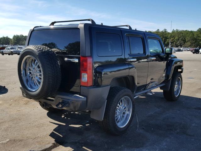 5GTDN136468248148 - 2006 HUMMER H3 BLACK photo 4