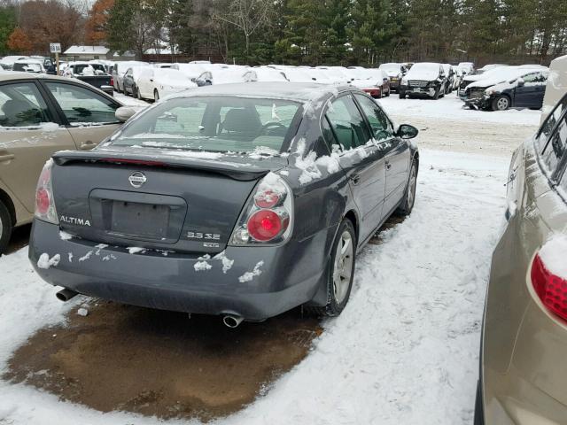 1N4BL11D15C229807 - 2005 NISSAN ALTIMA SE GRAY photo 4