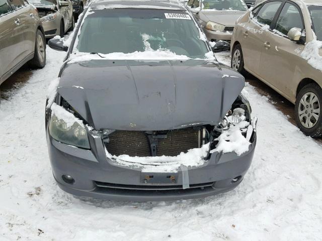 1N4BL11D15C229807 - 2005 NISSAN ALTIMA SE GRAY photo 9