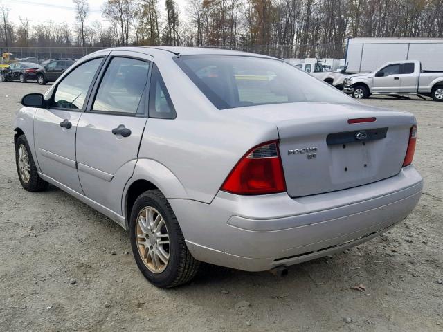 1FAFP34N87W330091 - 2007 FORD FOCUS ZX4 SILVER photo 3