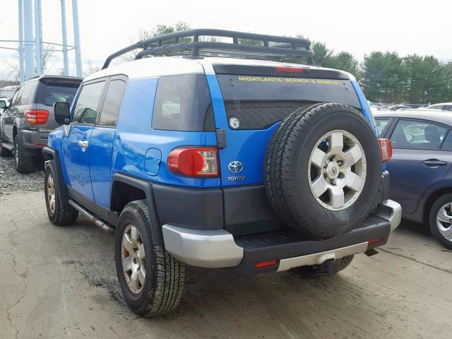 JTEBU11F770069912 - 2007 TOYOTA FJ CRUISER BLUE photo 3