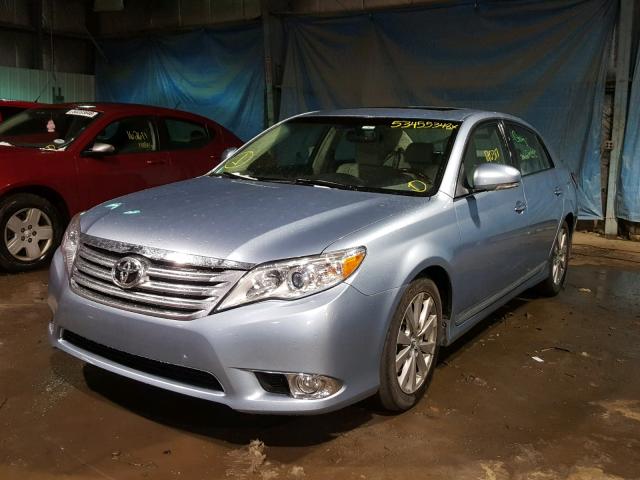 4T1BK3DB8CU452092 - 2012 TOYOTA AVALON BAS BLUE photo 2