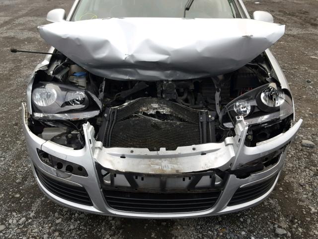 3VWRF71K46M705742 - 2006 VOLKSWAGEN JETTA 2.5 SILVER photo 9