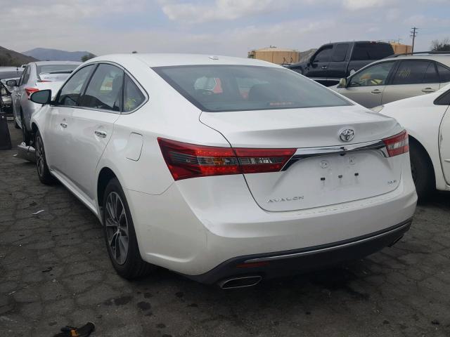 4T1BK1EB2HU254716 - 2017 TOYOTA AVALON XLE WHITE photo 3