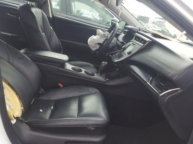 4T1BK1EB2HU254716 - 2017 TOYOTA AVALON XLE WHITE photo 5