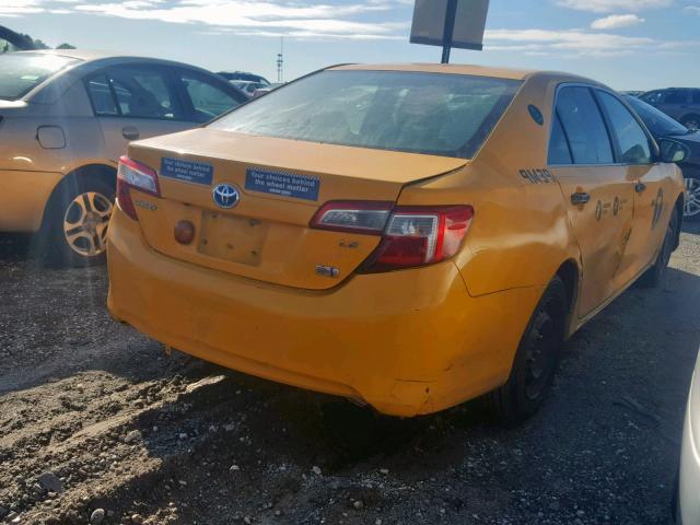 4T1BD1FK8EU140711 - 2014 TOYOTA CAMRY HYBR YELLOW photo 4