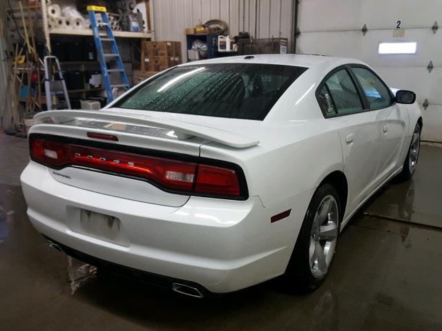 2C3CDXHG2CH244278 - 2012 DODGE CHARGER SX WHITE photo 4