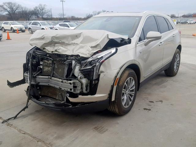 1GYKNBRS6HZ140484 - 2017 CADILLAC XT5 LUXURY BEIGE photo 2