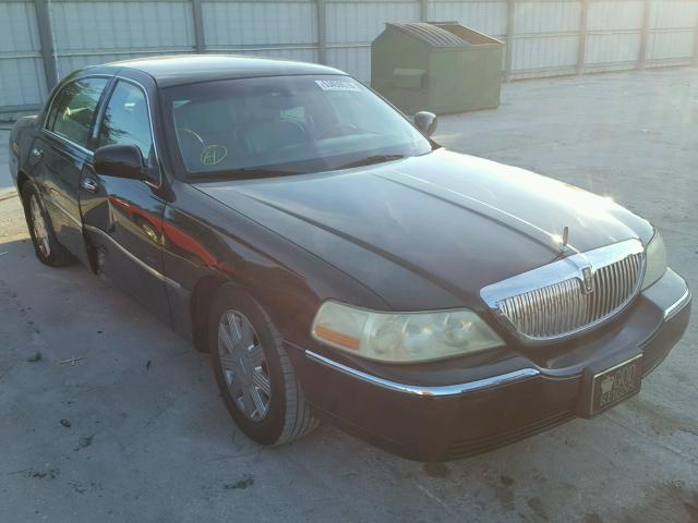 1LNHM83W84Y641289 - 2004 LINCOLN TOWN CAR U BLACK photo 1