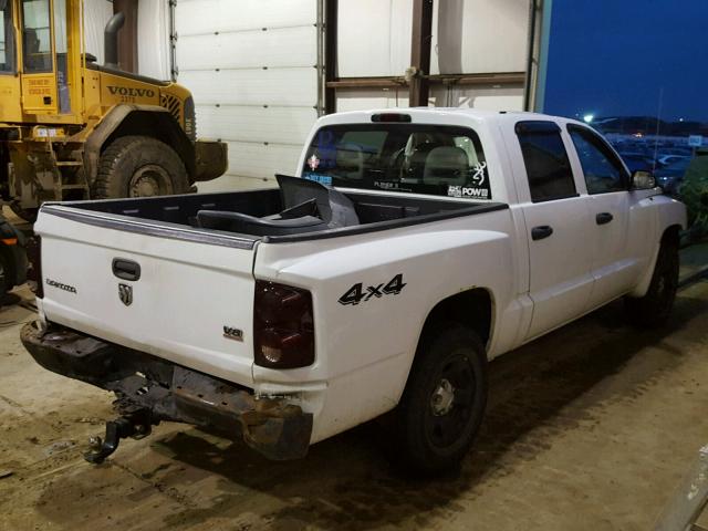 1D7HW28N05S279187 - 2005 DODGE DAKOTA QUA WHITE photo 4