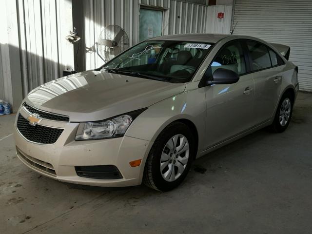 1G1PA5SH1D7158283 - 2013 CHEVROLET CRUZE LS GOLD photo 2