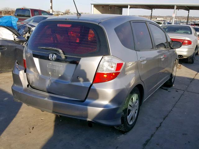 JHMGE8H29AS010695 - 2010 HONDA FIT SILVER photo 4