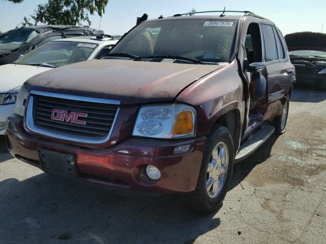 1GKDT13S442285960 - 2004 GMC ENVOY MAROON photo 2