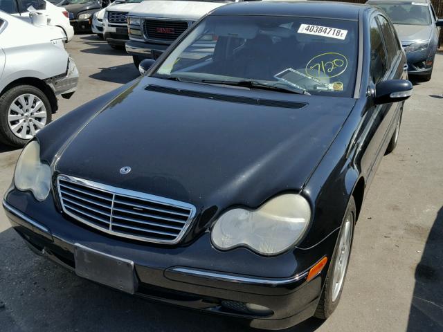 WDBRF61J42F144603 - 2002 MERCEDES-BENZ C 240 BLACK photo 2