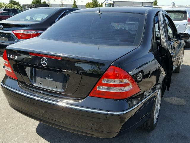 WDBRF61J42F144603 - 2002 MERCEDES-BENZ C 240 BLACK photo 4