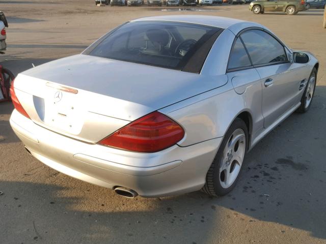 WDBSK75F85F095502 - 2005 MERCEDES-BENZ SL 500 SILVER photo 4