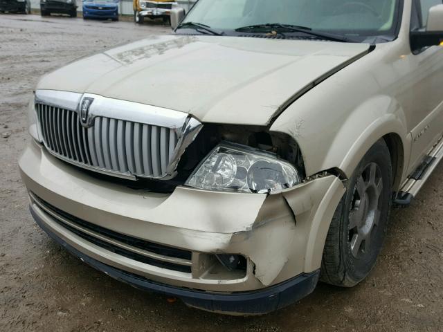 5LMFU28525LJ04580 - 2005 LINCOLN NAVIGATOR Қоңыр фото 9