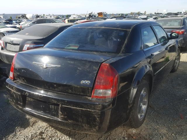 2C3KA43R07H726636 - 2007 CHRYSLER 300 BLACK photo 4