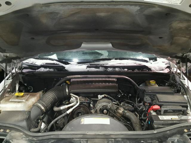 1J8HG48K18C246831 - 2008 JEEP COMMANDER Gümüş foto 10