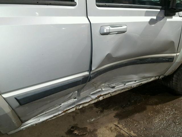 1J8HG48K18C246831 - 2008 JEEP COMMANDER Gümüş foto 9