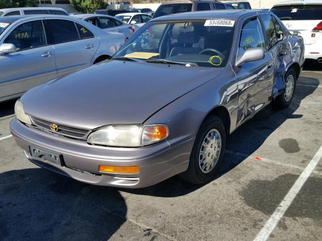 4T1BG12KXTU796452 - 1996 TOYOTA CAMRY DX GRAY photo 2