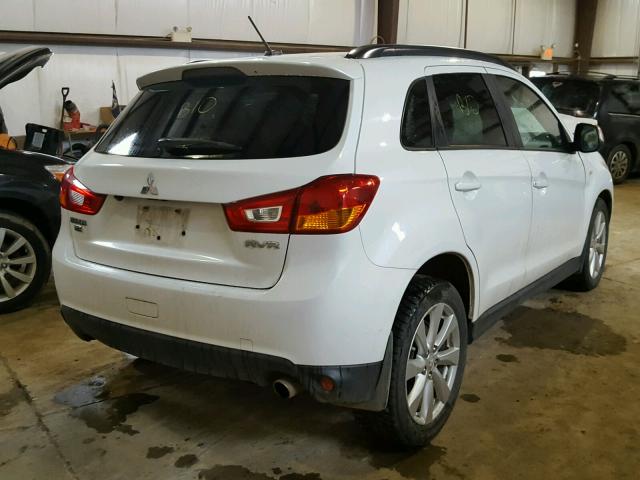 4A4AJ4AU3DE604606 - 2013 MITSUBISHI RVR GT WHITE photo 4