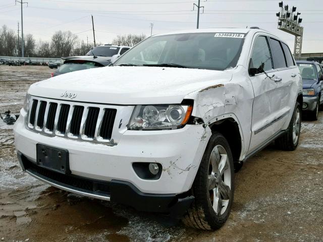 1C4RJFBT2DC545541 - 2013 JEEP GRAND CHER WHITE photo 2