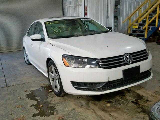 1VWBP7A39DC058762 - 2013 VOLKSWAGEN PASSAT SE WHITE photo 1