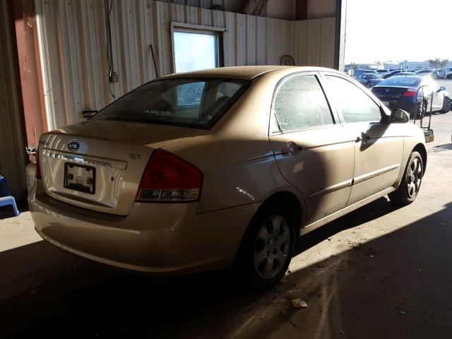 KNAFE221595652137 - 2009 KIA SPECTRA EX GOLD photo 4