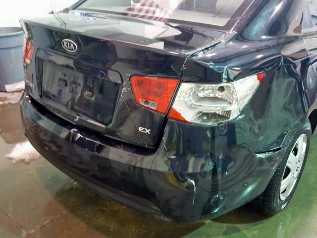 KNAFU4A22A5830812 - 2010 KIA FORTE EX BLACK photo 9