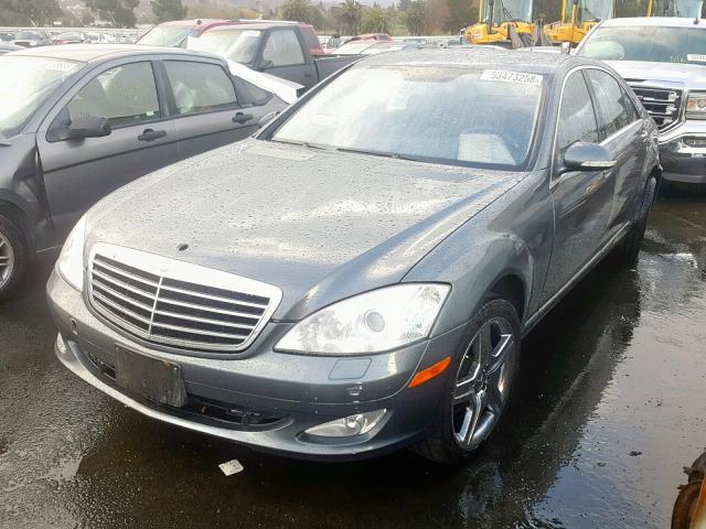 WDDNG71X87A108401 - 2007 MERCEDES-BENZ S 550 GRAY photo 2