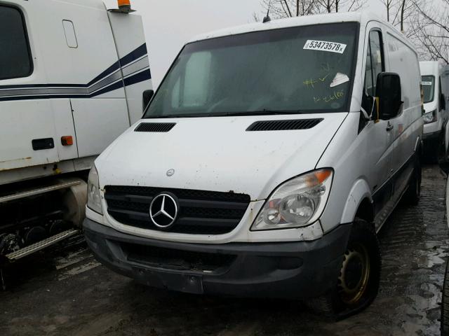 WD3BE7CC3A5446358 - 2010 MERCEDES-BENZ SPRINTER 2 WHITE photo 2