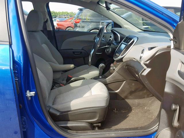 1G1JB5SH8H4165385 - 2017 CHEVROLET SONIC LS 蓝色 照片 5