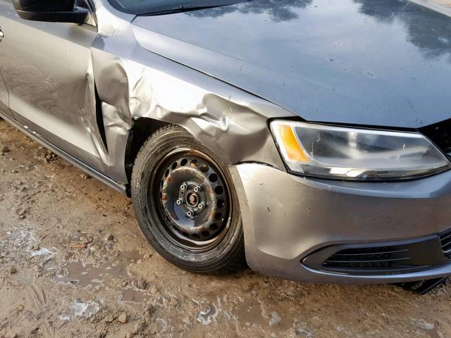 3VW2K7AJ3CM409255 - 2012 VOLKSWAGEN JETTA BASE Մոխրագույն լուսանկար 9