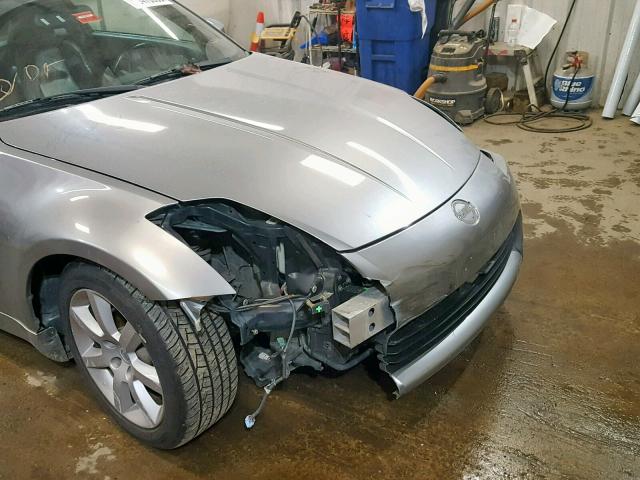 JN1AZ34E43T010375 - 2003 NISSAN 350Z COUPE SILVER photo 9