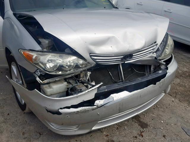 4T1BE32K95U588227 - 2005 TOYOTA CAMRY LE  photo 9